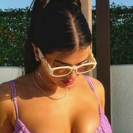 Claire Woods exklusive akt archiv