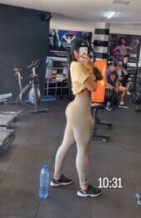 Thayna Telles perfekte nacktheit bild