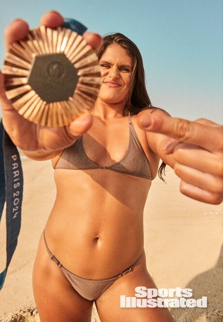 Ilona Maher kostenlose schöne foto