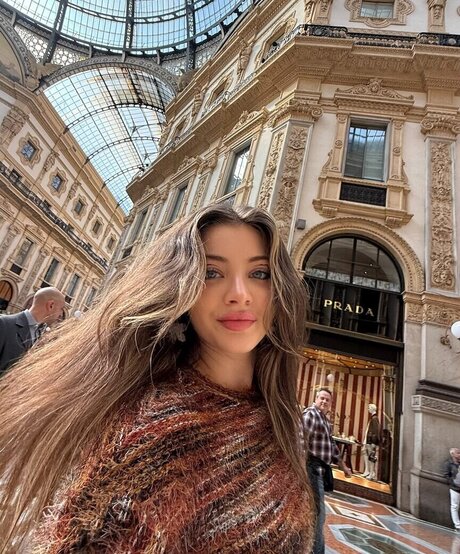 Leyla Afshonkar Bilder