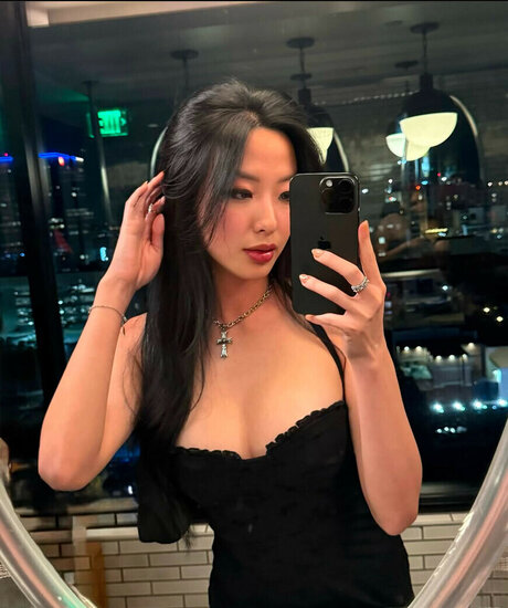 Winnie Chang pornostar top foto