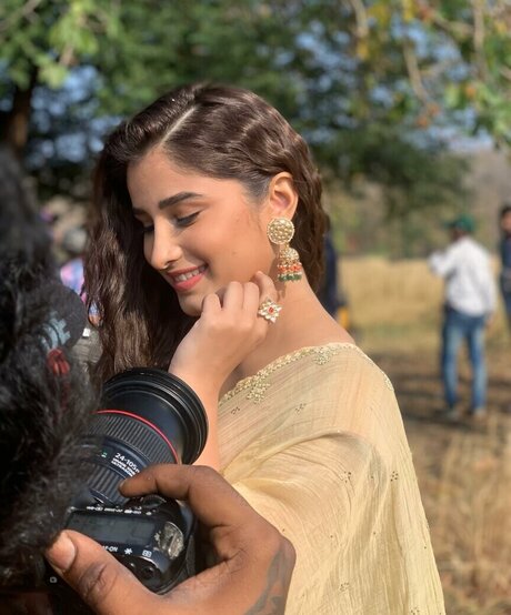 Rasha Thadani exklusive nackten fotos