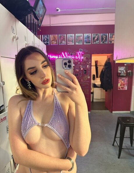 Violet Greyx xxx freie bilder