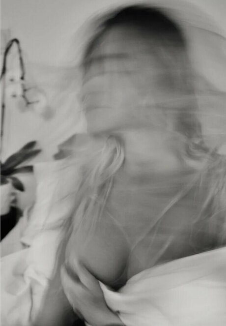 Jem Touchdown freie sexy foto