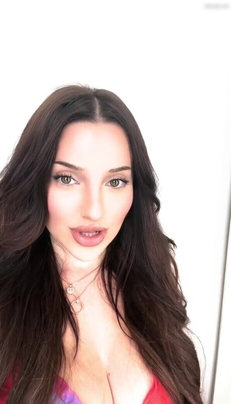 Nikoleta Milenova sexy hübsche fotos