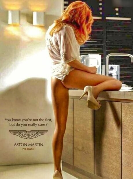 Werbungen exklusive nackte bilder