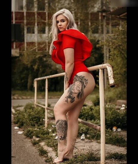 Tizeax top erotische galerie