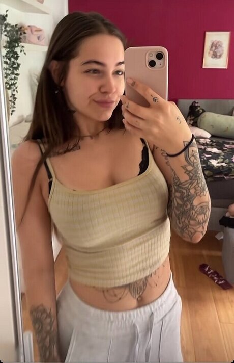 Tizeax hd nacktheit galerien