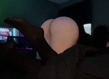 Blazingoth nacktheit sexy bilder