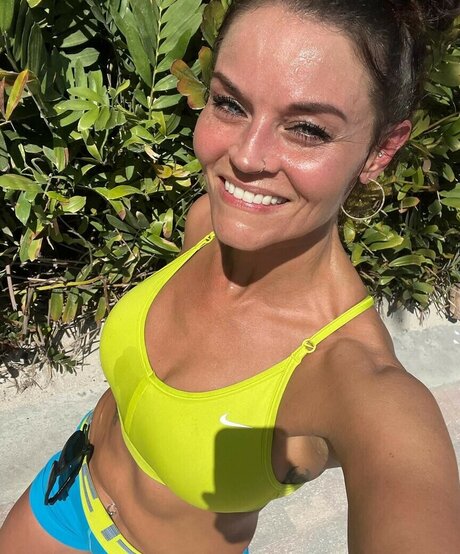 Julie Felton hübsche hd foto