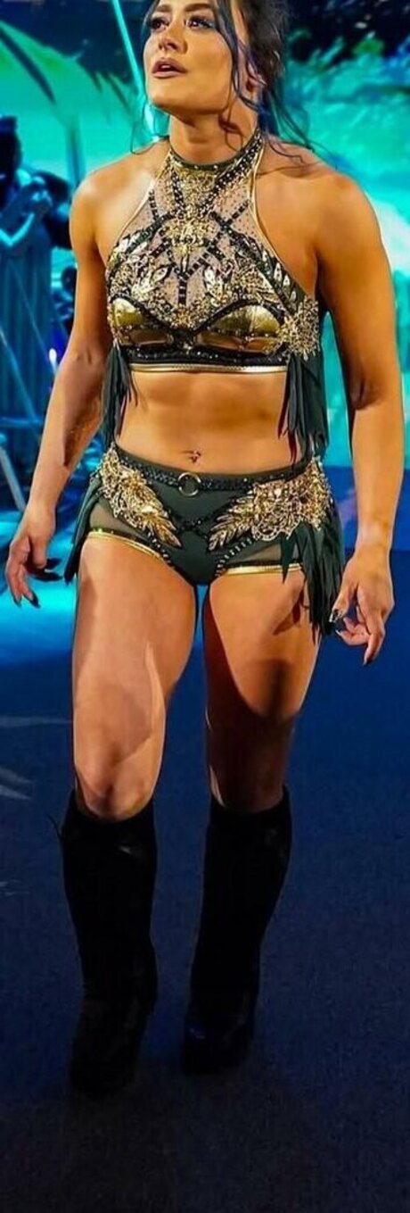 Lyra Valkyria perfekte kostenlose galerie