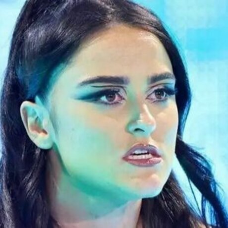 Lyra Valkyria heiße foto