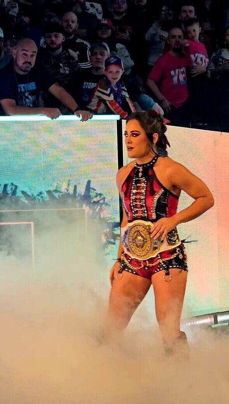 Lyra Valkyria Bilder