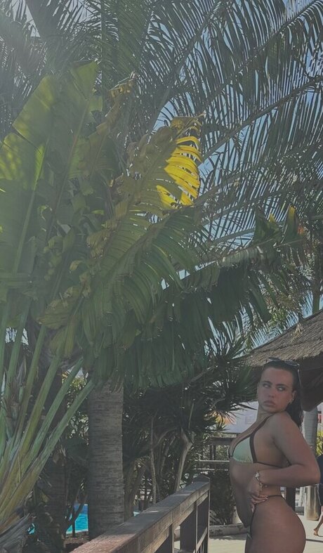 Olivia Alex hübsche nackt bilder