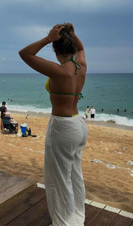 Olivia Alex erwachsene freie foto