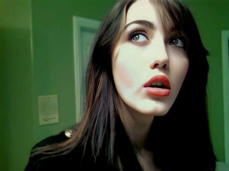 Madeline Zima Profilbild