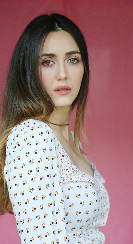 Madeline Zima hübsche kunst bilder