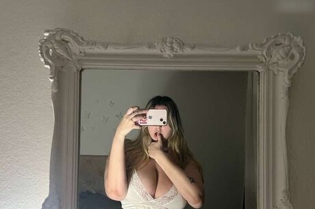 cuteemaa nackt freie bild