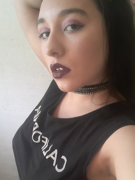 Lali Hot porno hübsche bild