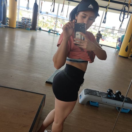 Maylejandra heiße nacktheit fotos