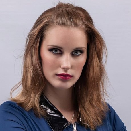 Lady Guenevere exklusive hd archiv