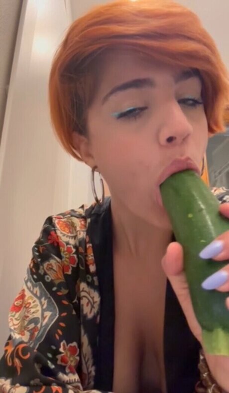 Theonlykaylaowens hd sexy bilder