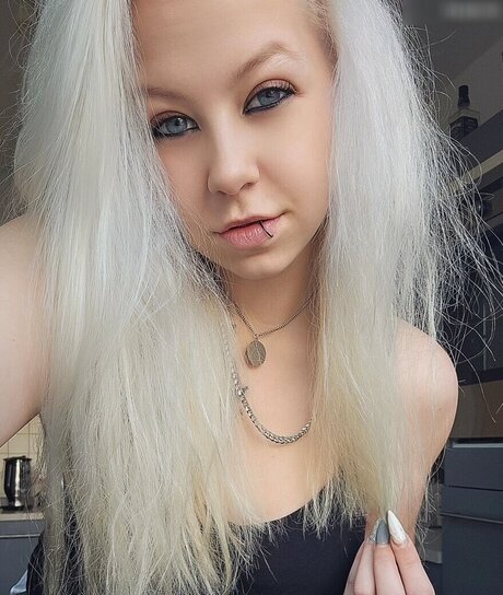 Eiskaltes Miststueck erotische sexy archiv