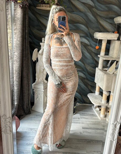 fette ebenholz-onlyfans nacktheit freie foto