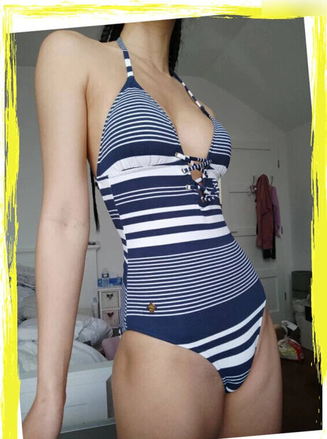 star-onlyfans heiße akt bilder