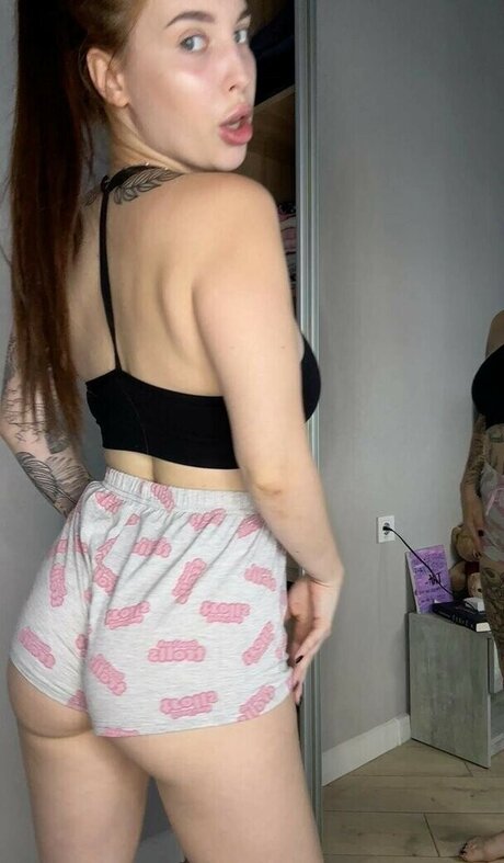 amina briz nacktheit sexy fotos