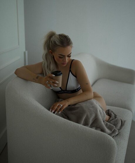 Zclina nackt pornografische archiv