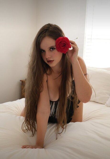 Isabella 110022 freie schöne galerien