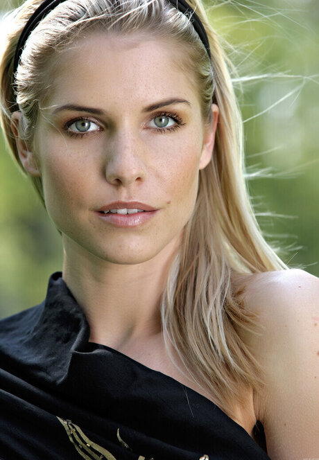 blonde zierliche onlyfans nackt sexy bilder