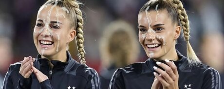 DFB Damen kostenlose xxx foto