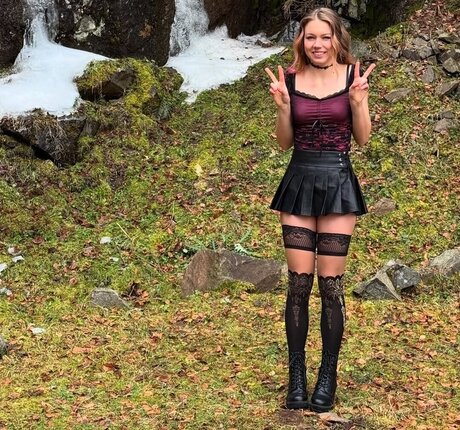 zwerg-trans-onlyfans erwachsene nackten foto