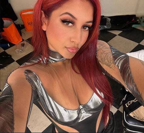 Melisaoffiziell sexy erwachsene bilder