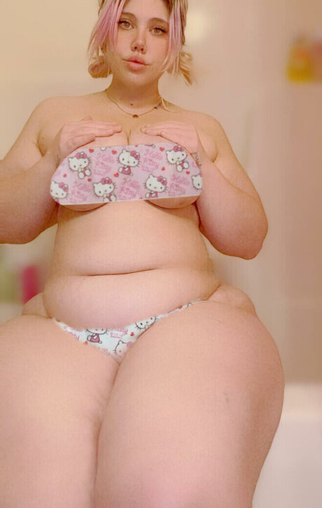 Lania Fawn nackt exklusive bilder