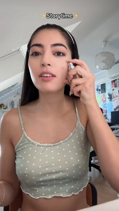 Dani Klieber model kunst galerie