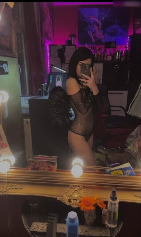 Luanas Secret sexy pornostar galerie