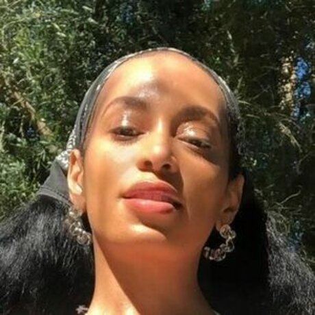 Solange Knowles erotische kostenlose foto