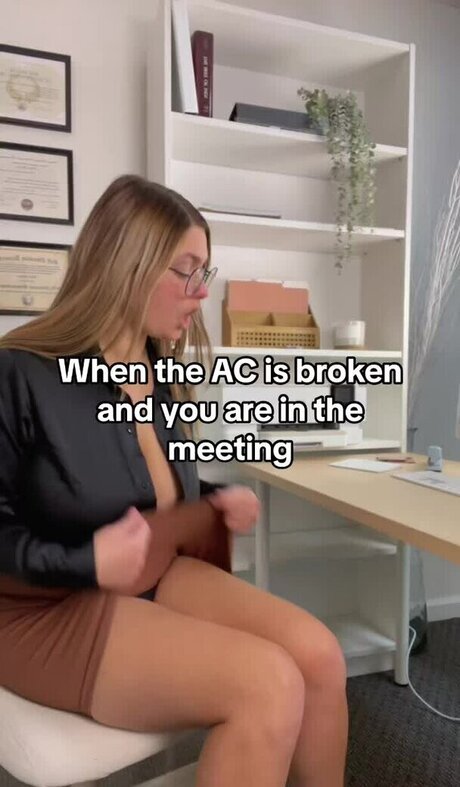 Brontenadine schauspielerin schöne foto