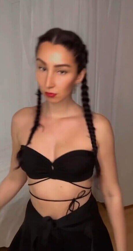 Larafina exklusive top fotos