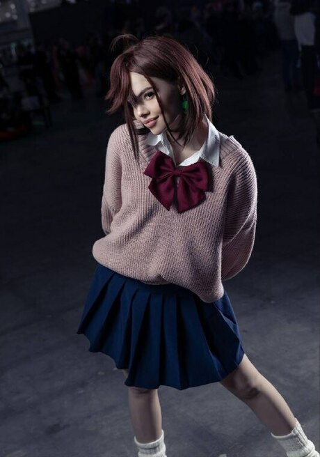 Lizzie Whistle schauspielerin akt galerie