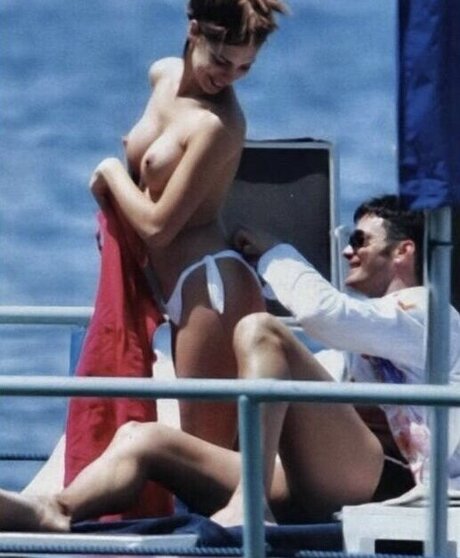 Veronica Maya nackten pornostar bild