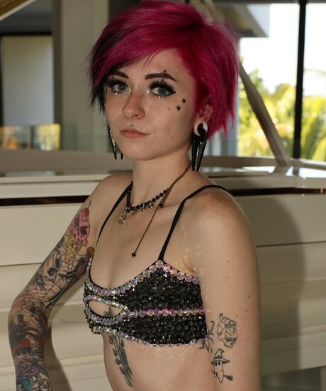 aswrinna nacktheit sex fotos