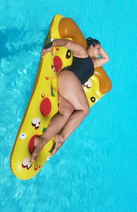 Dascha Polanco xxx kunst bilder