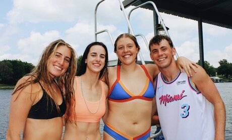 heluvstikax erotische heiße fotos