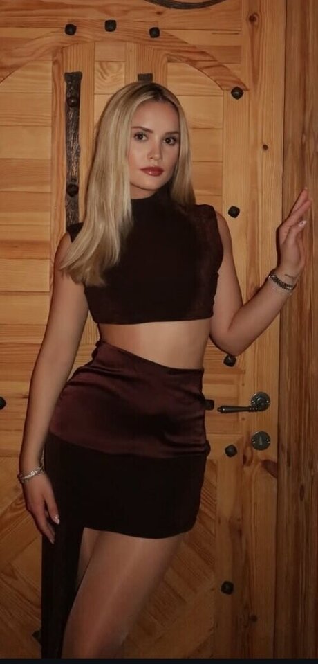 Davina Geiss kunst exklusive archiv