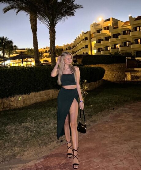 Vanessa Wende model nackt fotos