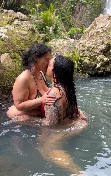 Island Badee kunst porno bild